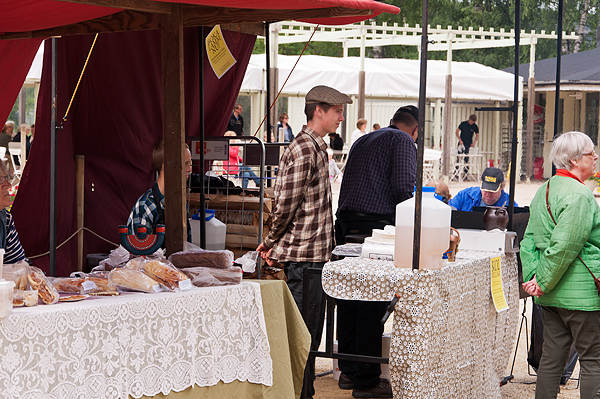 _DSC0004_600