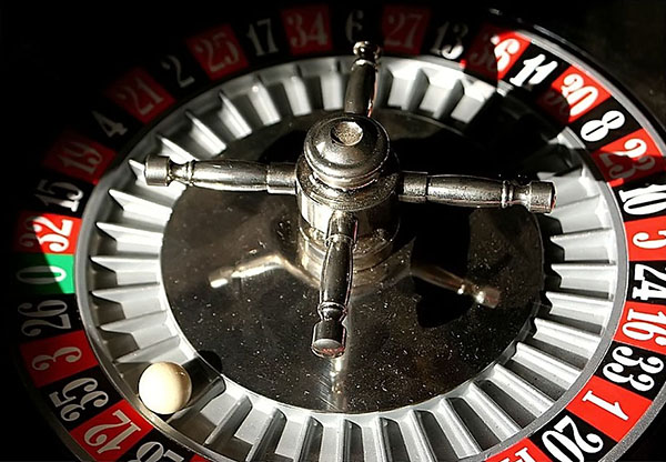 Roulette_wheel_600